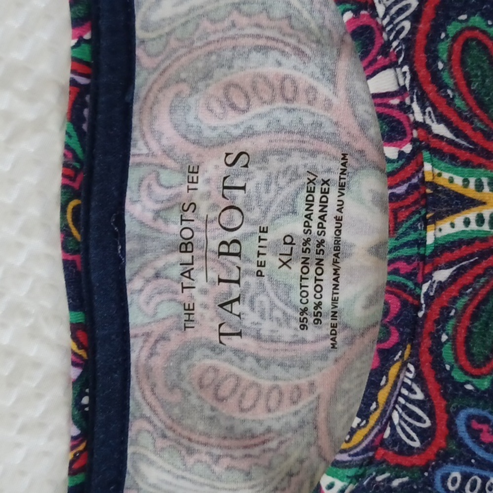 ☀️Talbots Tee - Picture 3 of 6